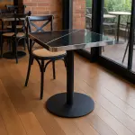 Mesa Parisina 70x70 Negra Ribete Plateado